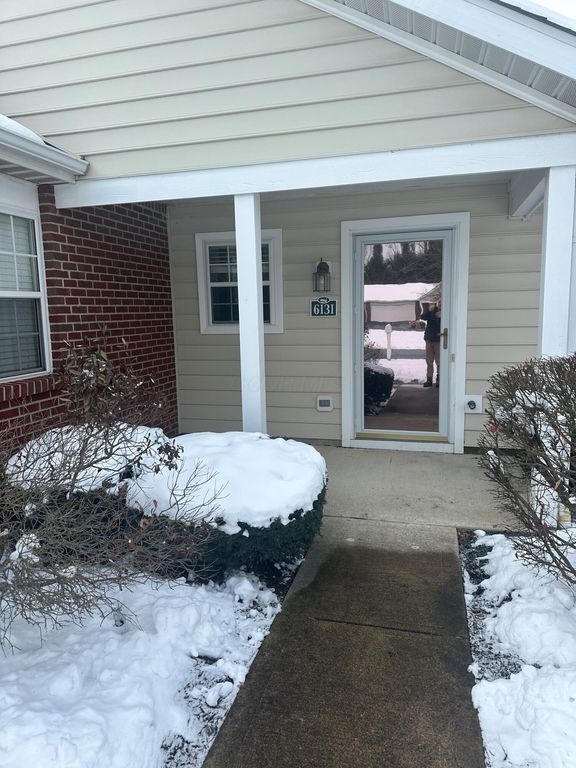 6131 Murphys Pond Road, Canal Winchester, OH 43110