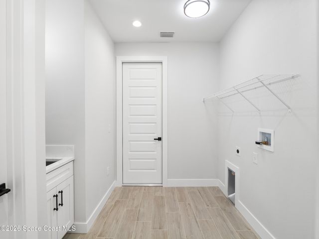2725 Fields Avenue SE, Palm Bay, FL 32909