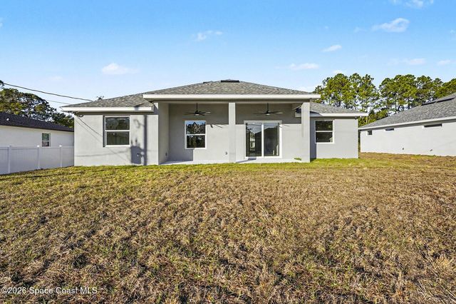 2725 Fields Avenue SE, Palm Bay, FL 32909