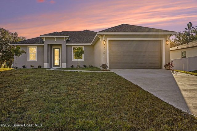 2725 Fields Avenue SE, Palm Bay, FL 32909