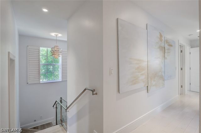 687 9th AVE S, Naples, FL 34102