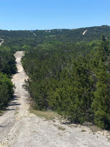 9302 Timber TRL, Lago Vista, TX 78645