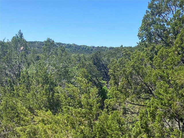 9302 Timber TRL, Lago Vista, TX 78645