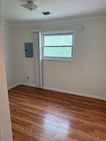 22650 Glenmoor Heights, Farmington Hills, MI 48336