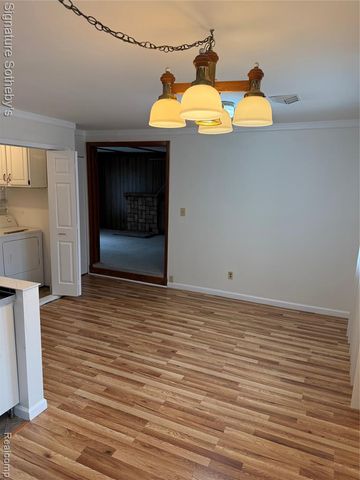 22650 Glenmoor Heights, Farmington Hills, MI 48336