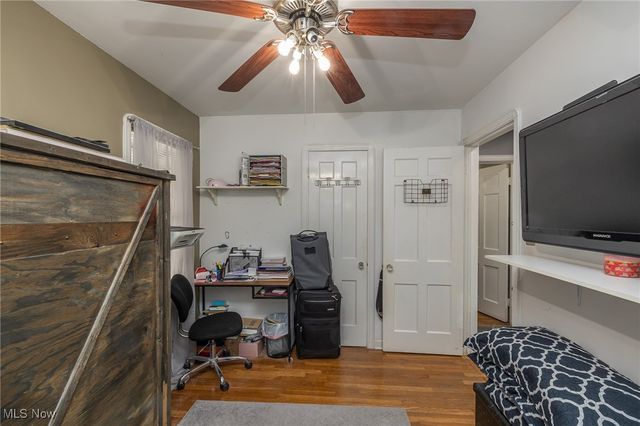 11901 Mortimer Avenue, Cleveland, OH 44111