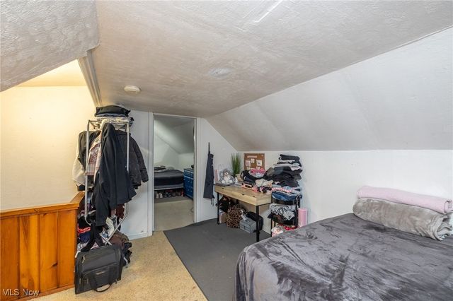 11901 Mortimer Avenue, Cleveland, OH 44111