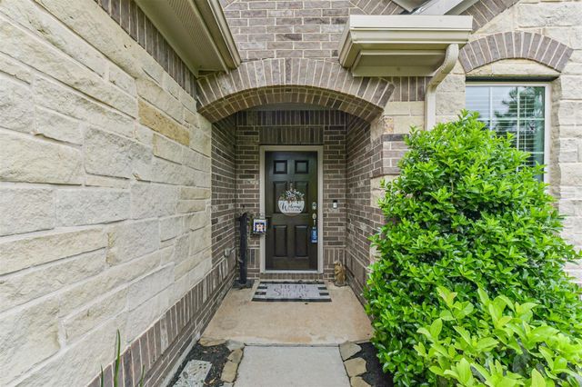 123 Buttonwood Court, Conroe, TX 77318