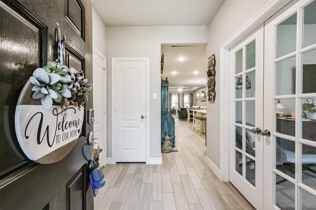 123 Buttonwood Court, Conroe, TX 77318