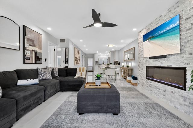 700 NE Harbour Terrace 1250, Boca Raton, FL 33431