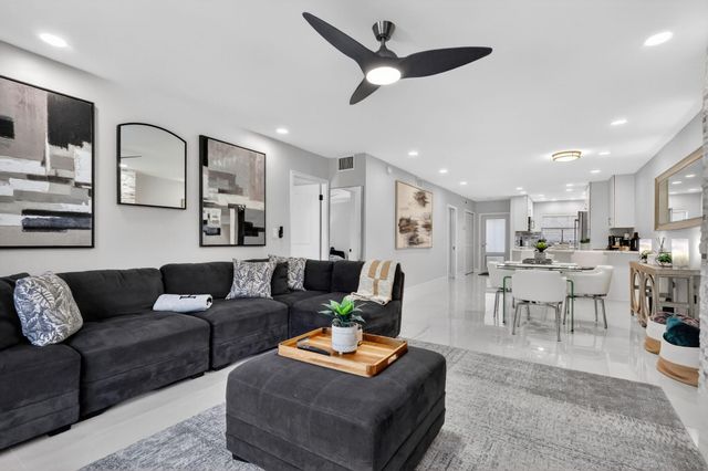 700 NE Harbour Terrace 1250, Boca Raton, FL 33431