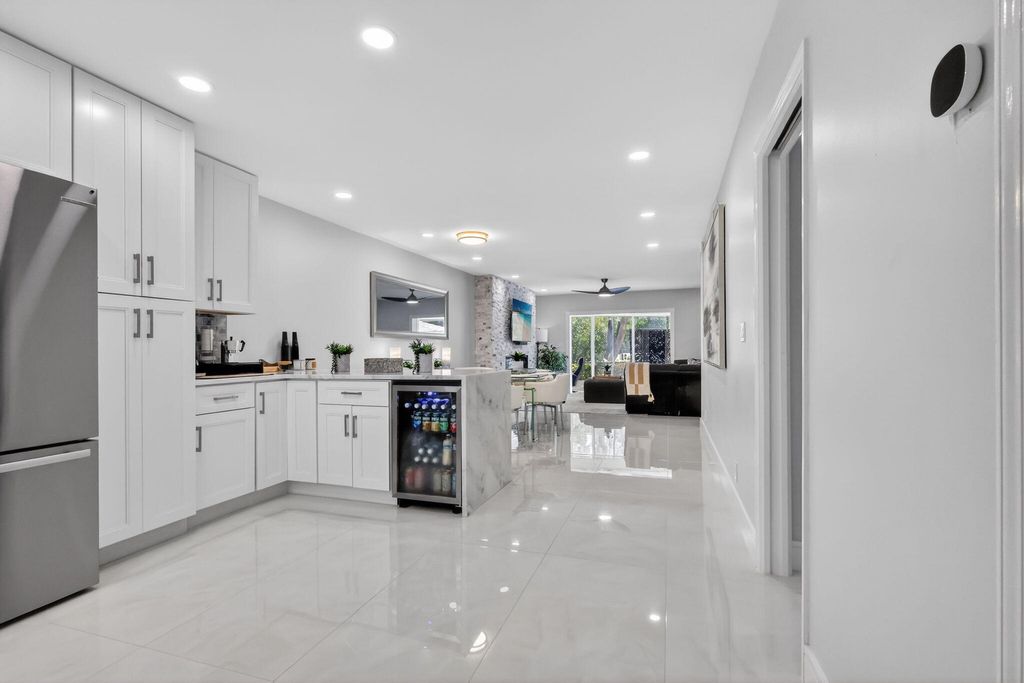 700 NE Harbour Terrace 1250, Boca Raton, FL 33431