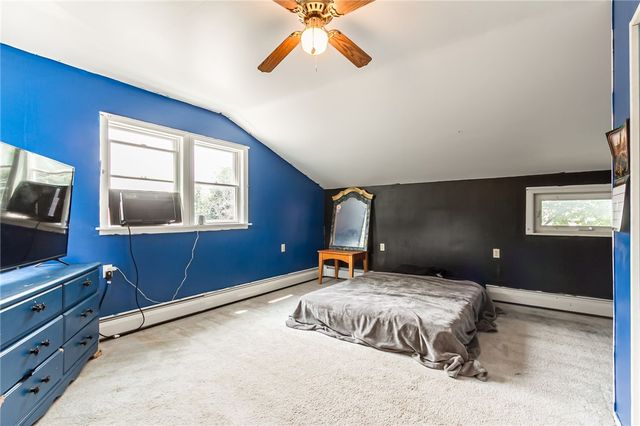 39 South Ave, East Bloomfield, NY 14469