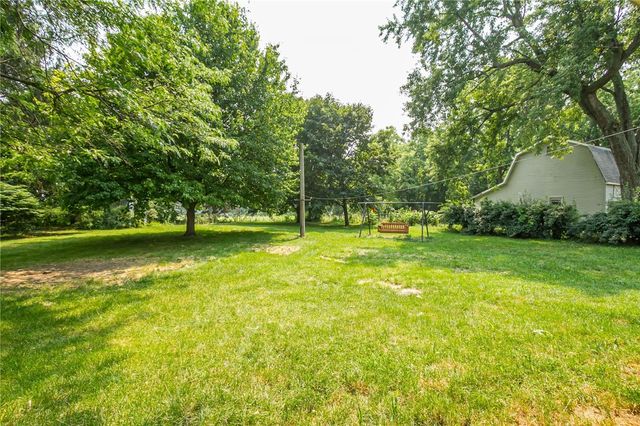 39 South Ave, East Bloomfield, NY 14469