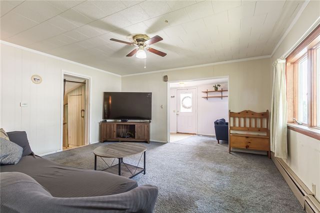 39 South Ave, East Bloomfield, NY 14469