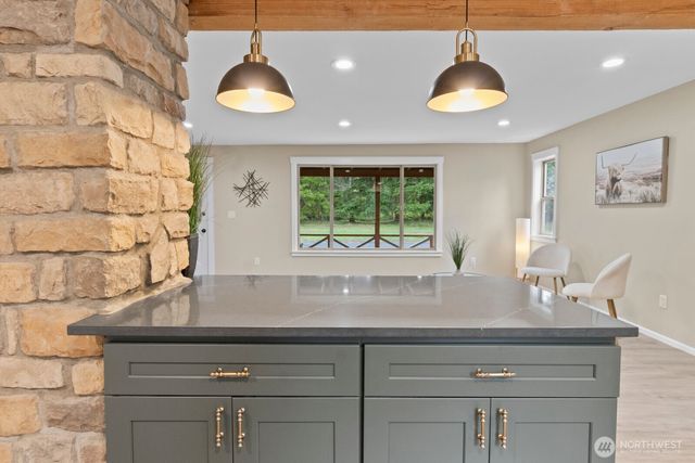 39618 E Meridian, Eatonville, WA 98328