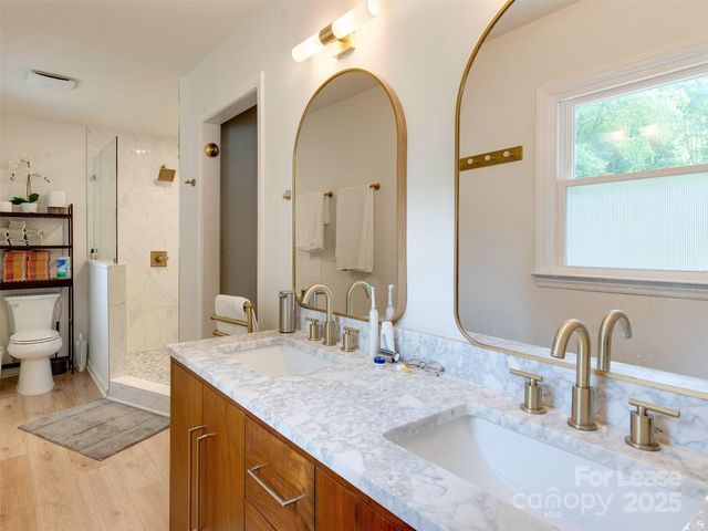 619 Fence Post Lane, Matthews, NC 28105