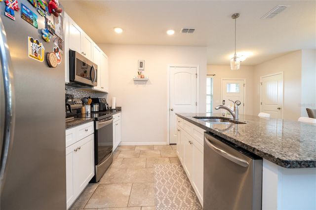 9936 GOLDEN LAGOON ALLEY, Winter Garden, FL 34787