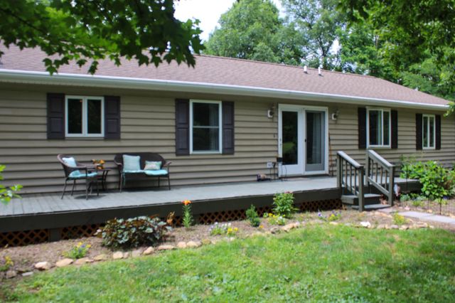 2891 SAUMSVILLE RD, Maurertown, VA 22644