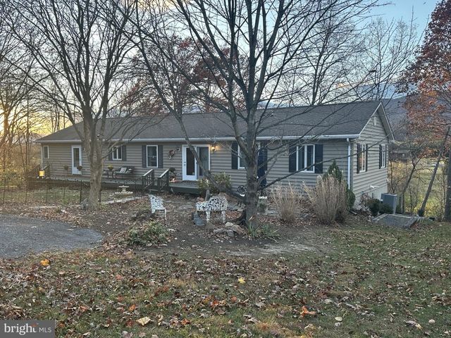 2891 SAUMSVILLE RD, Maurertown, VA 22644