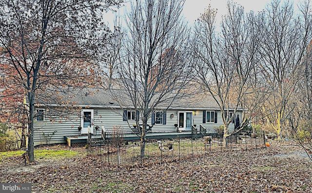 2891 SAUMSVILLE RD, Maurertown, VA 22644