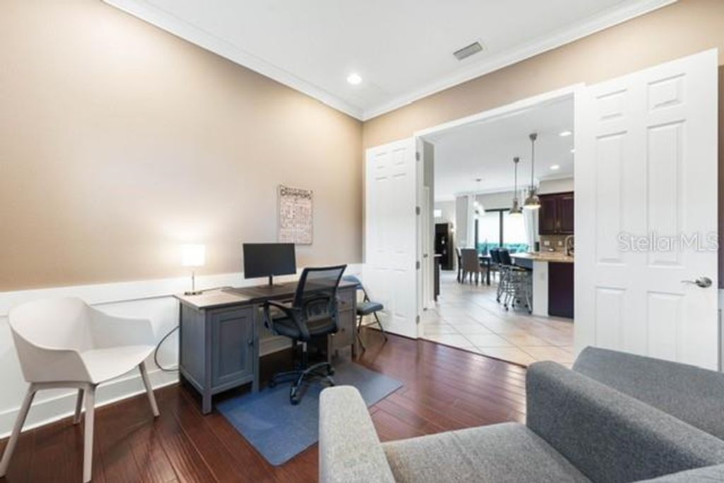 Image 11 of property listing at 4653 ROYAL DORNOCH CIRCLE, Bradenton, FL 34211