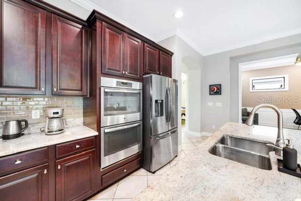 Image 15 of property listing at 4653 ROYAL DORNOCH CIRCLE, Bradenton, FL 34211