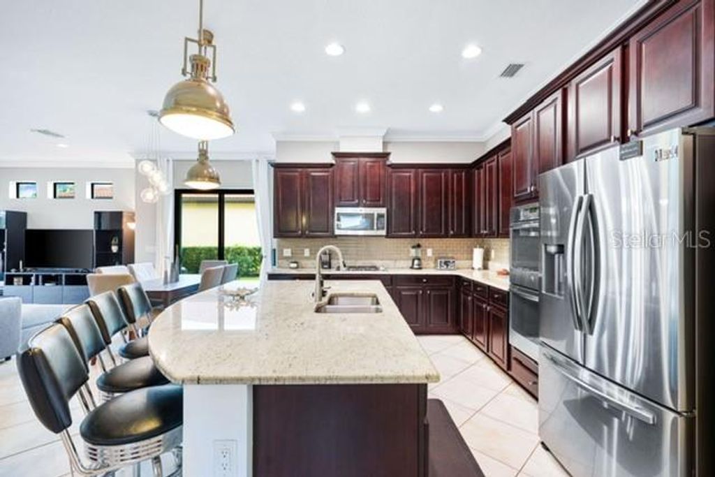 Image 19 of property listing at 4653 ROYAL DORNOCH CIRCLE, Bradenton, FL 34211