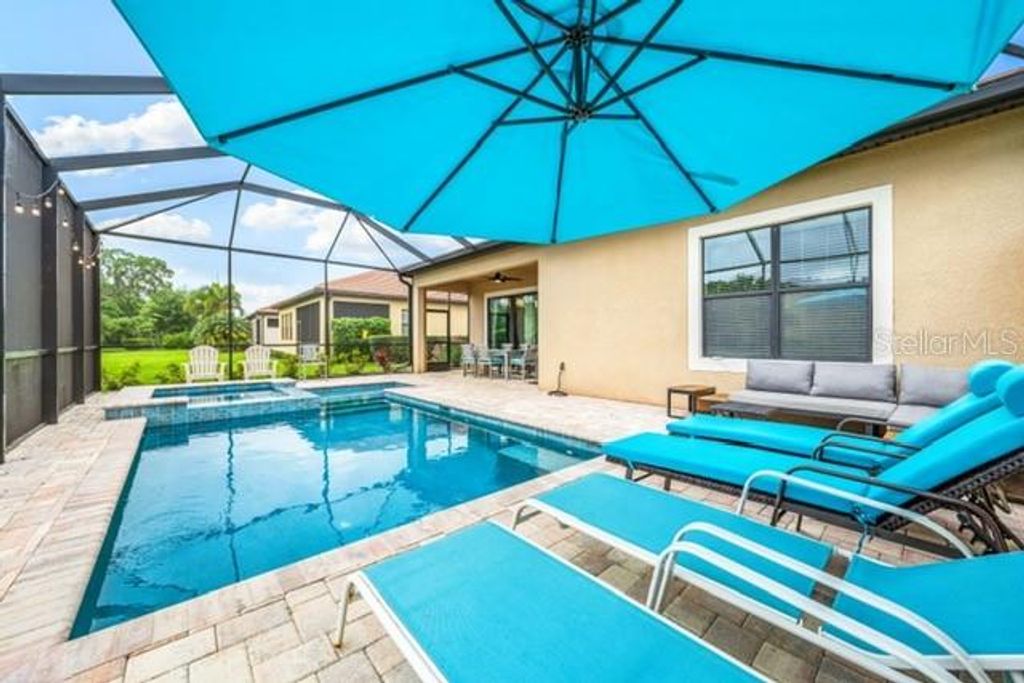 Image 30 of property listing at 4653 ROYAL DORNOCH CIRCLE, Bradenton, FL 34211