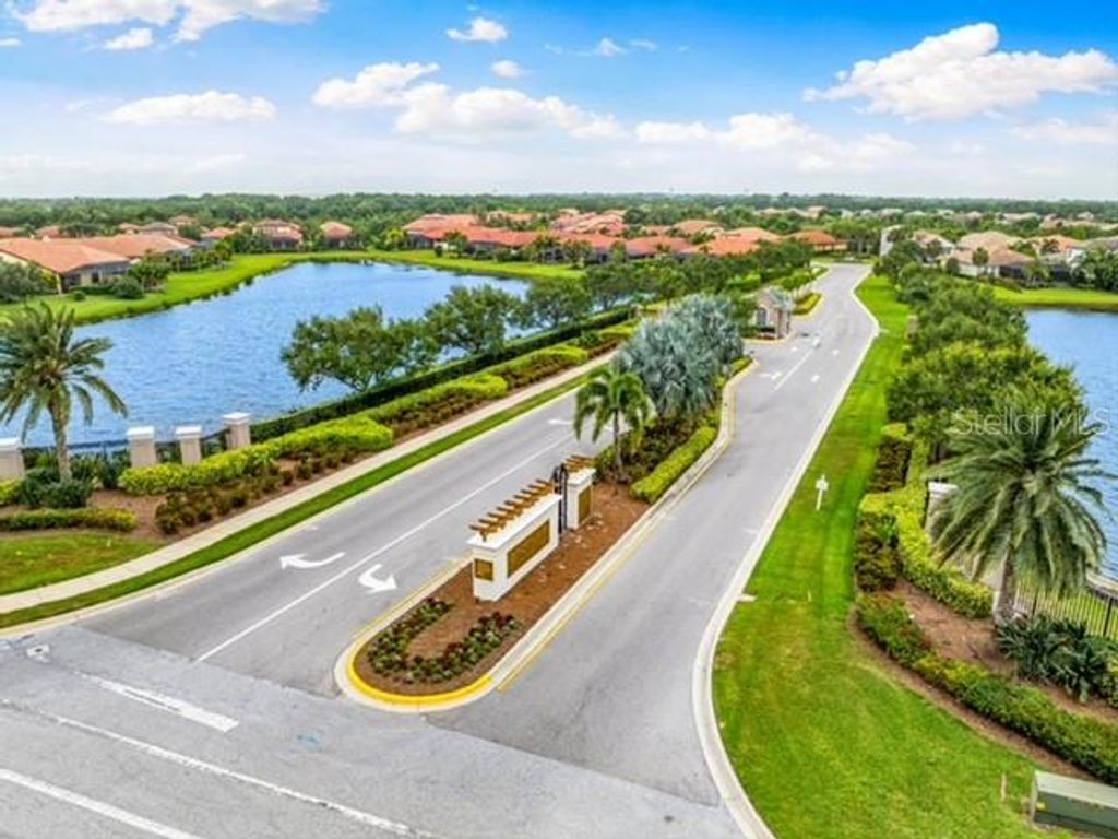 Image 56 of property listing at 4653 ROYAL DORNOCH CIRCLE, Bradenton, FL 34211