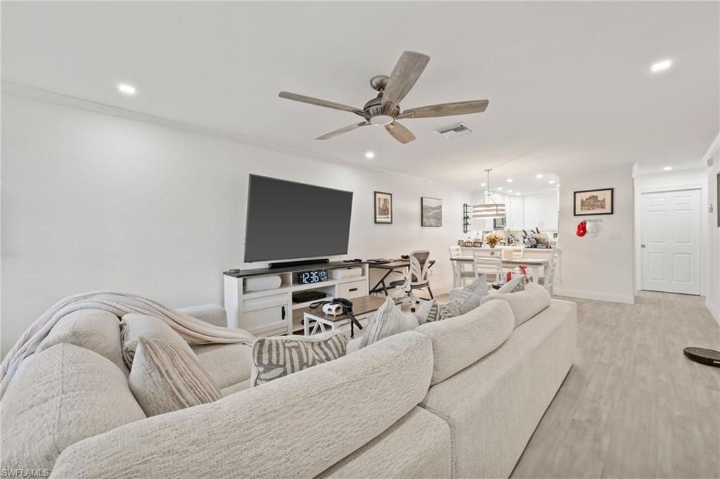 55 EMERALD WOODS DR C3, NAPLES, FL 34108 — photo 2