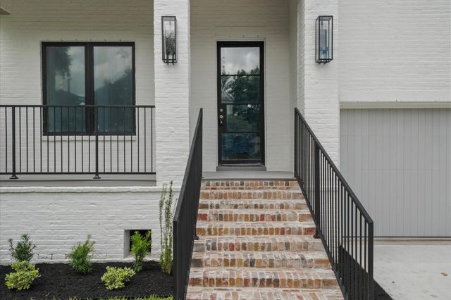 4009 Newshire Drive, Houston, TX 77025
