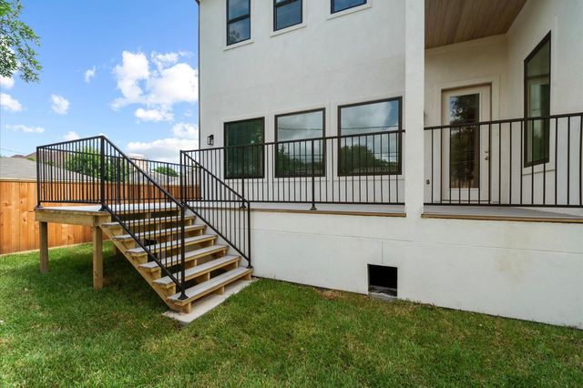 4009 Newshire Drive, Houston, TX 77025