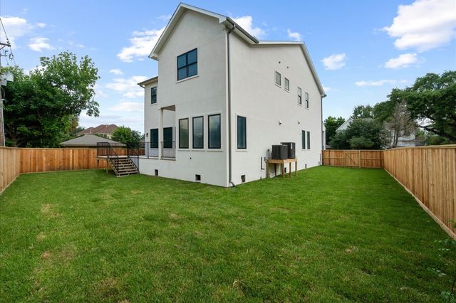4009 Newshire Drive, Houston, TX 77025