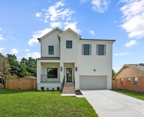 4009 Newshire Drive, Houston, TX 77025