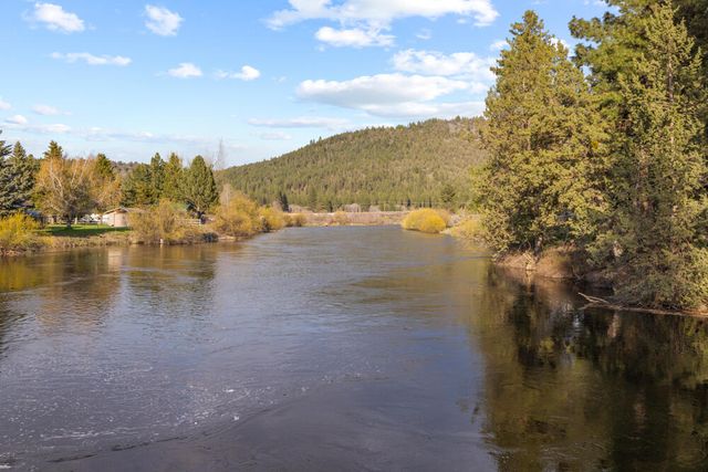 32907 River Bend Road, Chiloquin, OR 97624