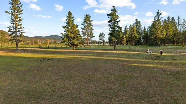 32907 River Bend Road, Chiloquin, OR 97624
