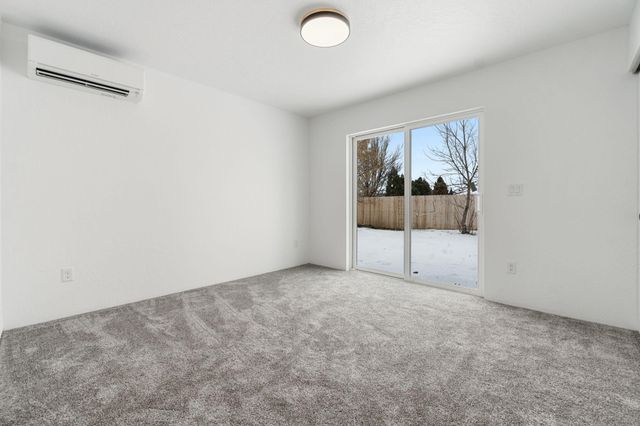 5963 Delaware Avenue, Klamath Falls, OR 97603