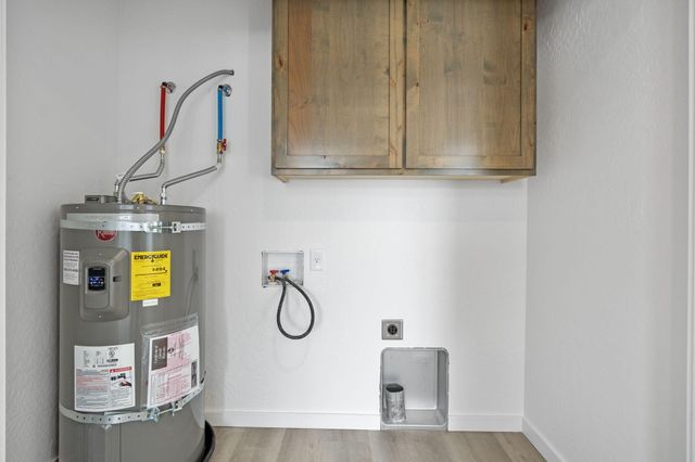 5963 Delaware Avenue, Klamath Falls, OR 97603