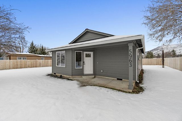 5963 Delaware Avenue, Klamath Falls, OR 97603