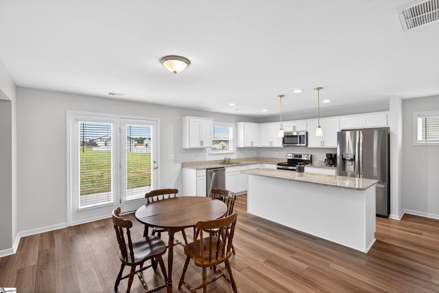 7061 Luna Mae Court, Boiling Springs, SC 29316