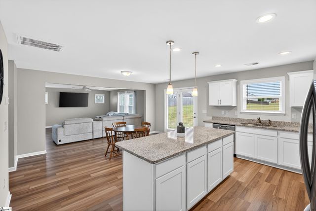 7061 Luna Mae Court, Boiling Springs, SC 29316