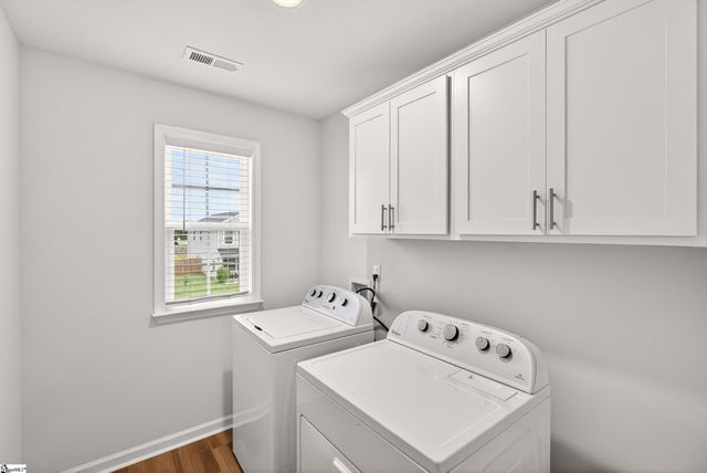7061 Luna Mae Court, Boiling Springs, SC 29316