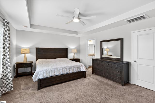 7061 Luna Mae Court, Boiling Springs, SC 29316