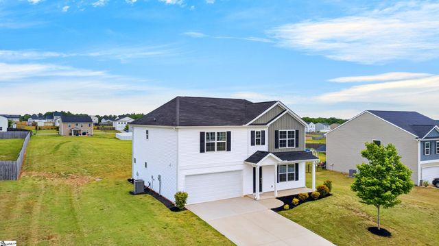 7061 Luna Mae Court, Boiling Springs, SC 29316