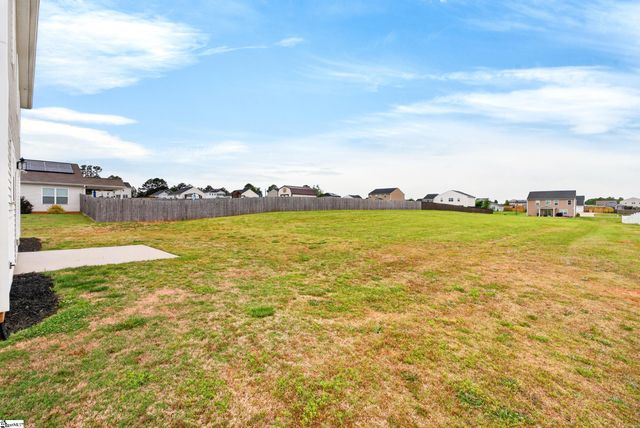 7061 Luna Mae Court, Boiling Springs, SC 29316