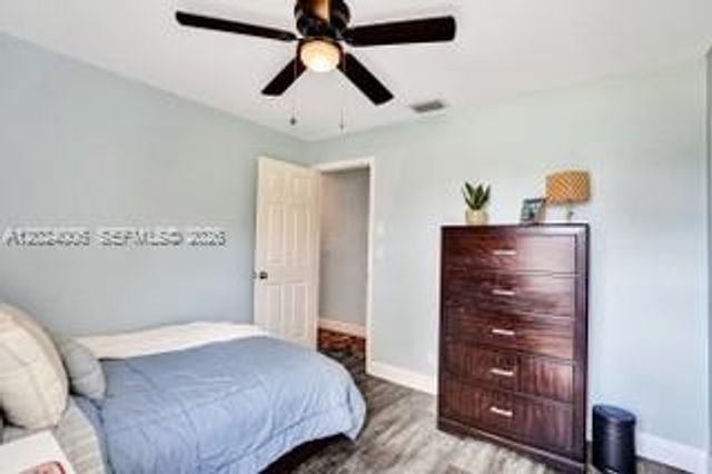 1020 SW 124th Way, Davie, FL 33325