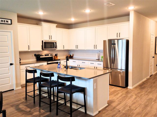 3004 Dakota Trail, Heartland, TX 75114