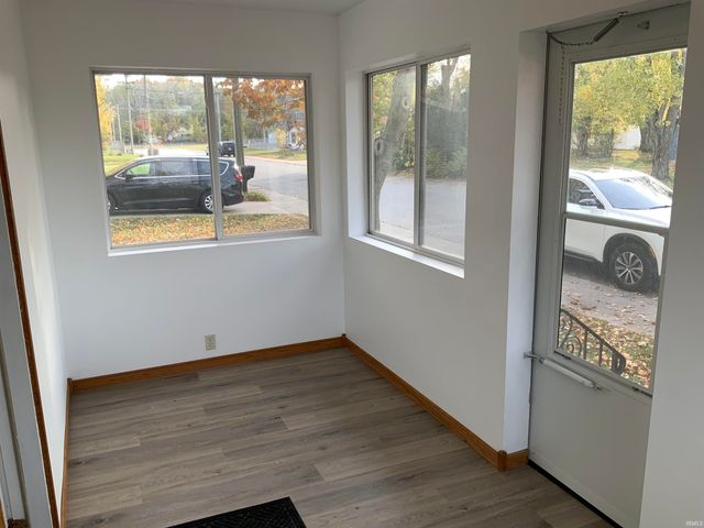 110 S Walnut Street, Mishawaka, IN 46544