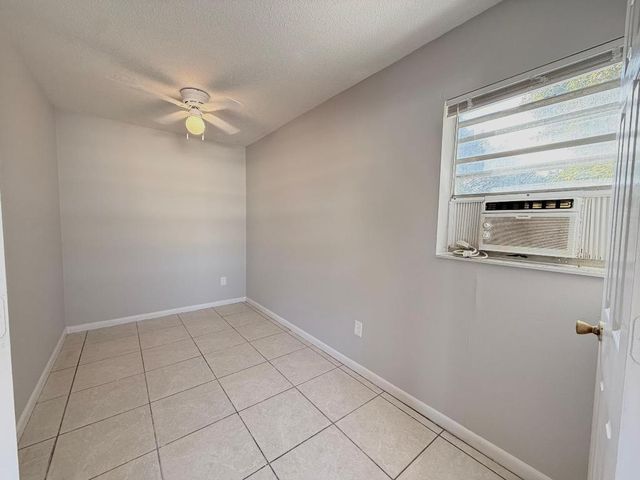 920 S K Street 25, Lake Worth Beach, FL 33460